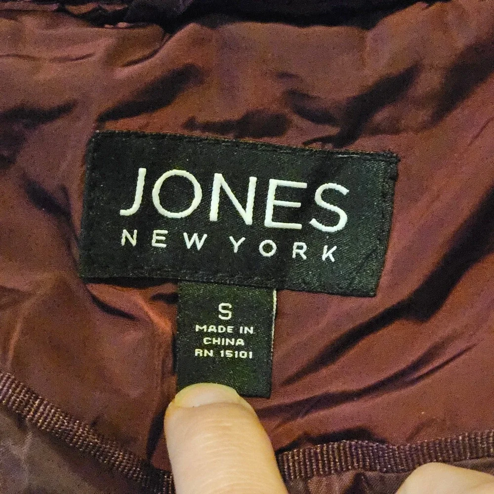 Jones New York Quilted‎ Jacket Size S Burgundy Hooded Parka Coat Barn Fall